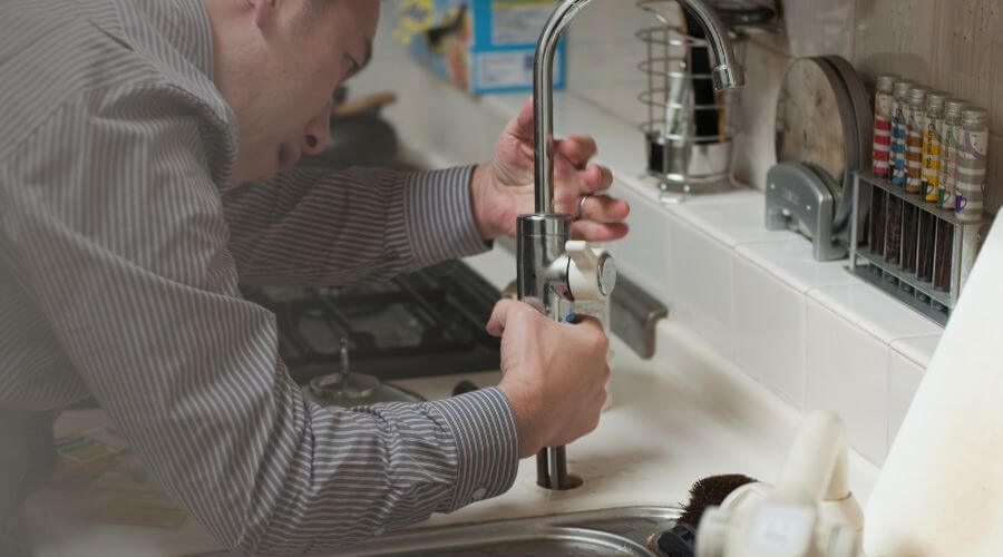 Professional sink repair in Florahome, FL